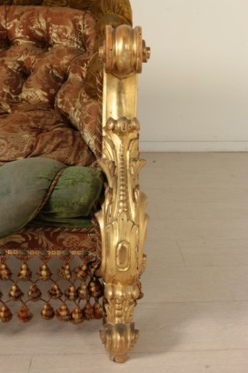 Baroque Style Corner Sofa Capitonné Padding Velvet Satin Damask 1800