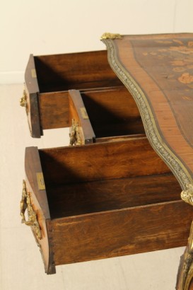 Particular Desk drawers from Napoleon III