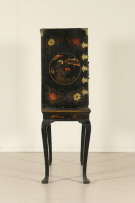 Chinoiserie Cabinet Side