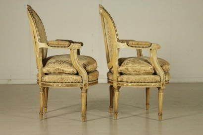 Chaises style néoclassiques particuliers paire