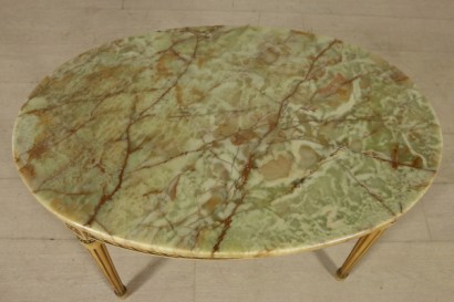 Particular neoclassical style coffee table