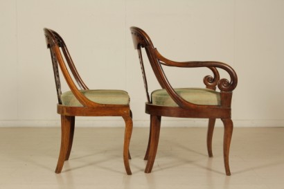 Gruppo quattro sedie e poltroncina restaurazione - fianco destro