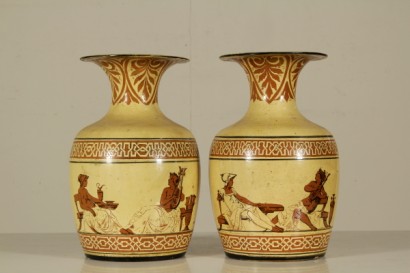 Pair of vases with classic scenes-detail