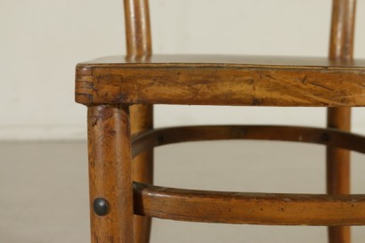 Group 5 chairs thonet-detail