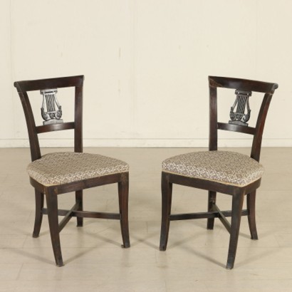 Pair chairs early