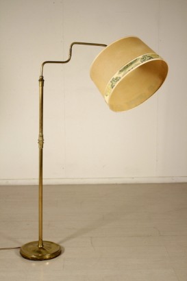 Floor lamp