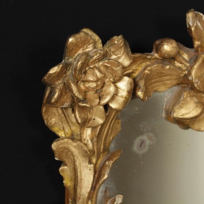 Golden mirror-detail