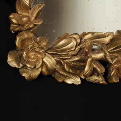 Golden mirror-detail