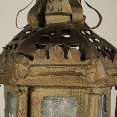 lampada, lampada in ferro, ferro dorato, lampada antica, lampada antiquariato, di mano in mano, anticonline, lampada a soffitto, lampadario in lamierino, lanterna, lanterna antica, lanterna antiquariato