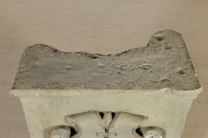 Blazon Stone-detail