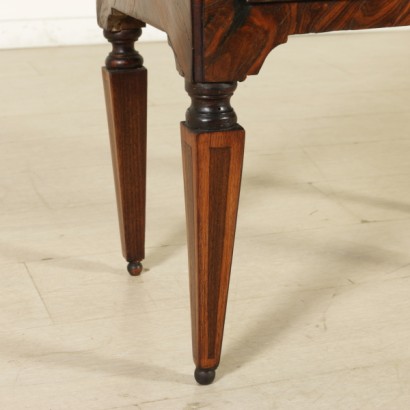 Toscane table de chevet Louis XVI-détail