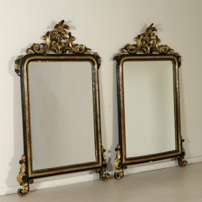 Pair of mirrors