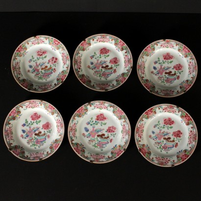 Six assiettes « famille rose porcelaine chinoise