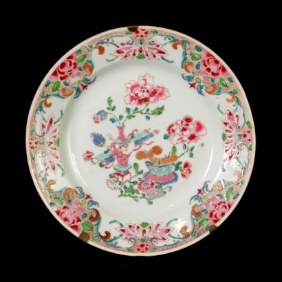 Sei piatti "famille rose" in porcellana cinese