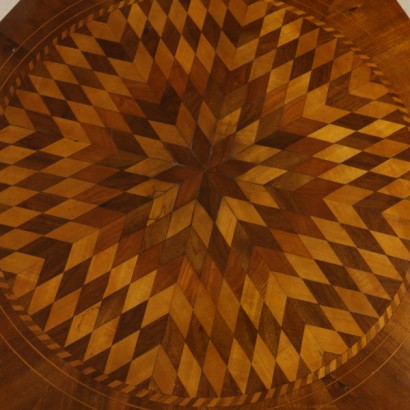 Table Hexagonale Sculptée XIXe Siècle
