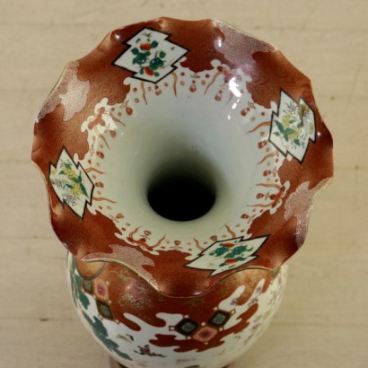 Antike vase aus japan mit sockel - detail