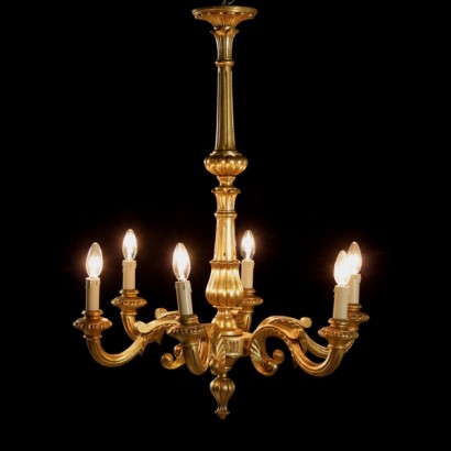 di mano in mano, lampadario in legno, lampadario in legno intagliato, lampadario dorato, lampadario in legno dorato, lampadario 900, lampadario metà 900, lampadario a 6 bracci, lampadario sei bracci