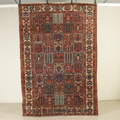 {* $ 0 $ *}, Bakhtiari rug, Bakhtiari iran, iran rug, Iranian rug, antique rug, antique rug, 50's rug, cotton rug, cotton and wool rug, wool rug, hand knitted rug, knot rug big