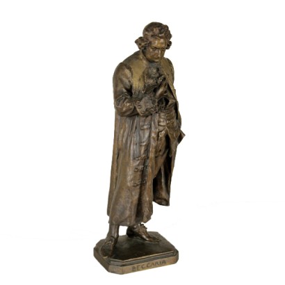 La estatua de bronce de Cesare Beccaria