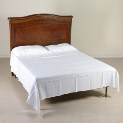 De la hoja de cama doble con fundas de almohada