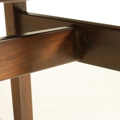 Table by Giovanni Michelucci - detail