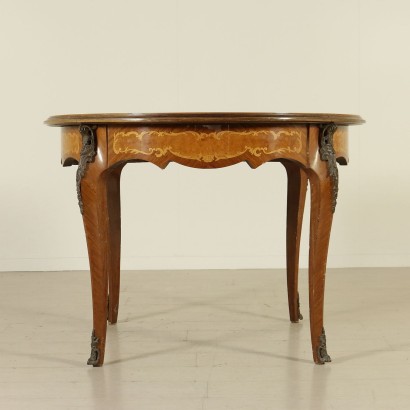 {* $ 0 $ *}, mesa redonda de estilo, mesa redonda, mesa de estilo, mesa antigua, mesa antigua, mesa 900, mesa de principios de 1900, mesa con frisos