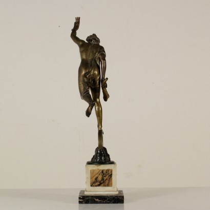Sieg, Statue in Bronze