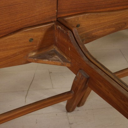 1960s Double Bed - detail