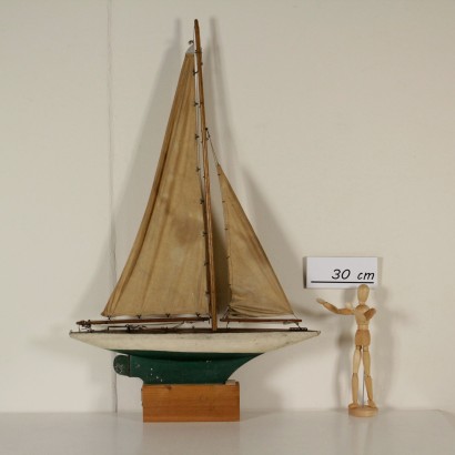 antique, object, antique object, antique object, antique Italian object, antique object, neoclassical object, object of the 20th century, model boat, wooden sailboat.