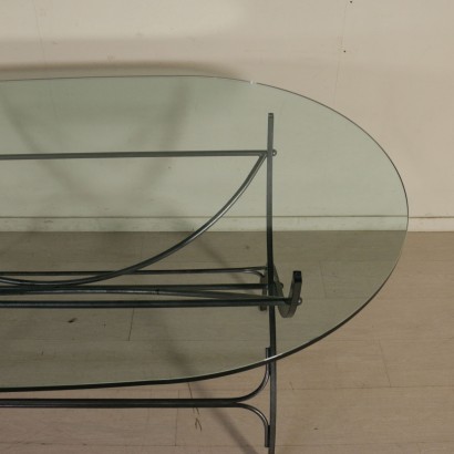 modernariato, modernariato di design, tavolo, tavolo modernariato, tavolo di modernariato, tavolo italiano, tavolo vintage, tavolo anni 70-80, tavolo design anni 70-80, tavolo con base in metallo.