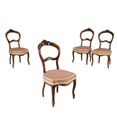 Gruppe von Vier Stühlen