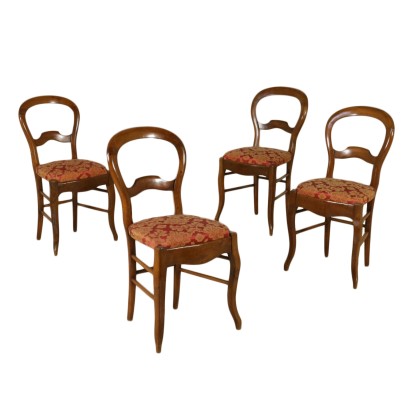 Gruppe von Vier Stühlen