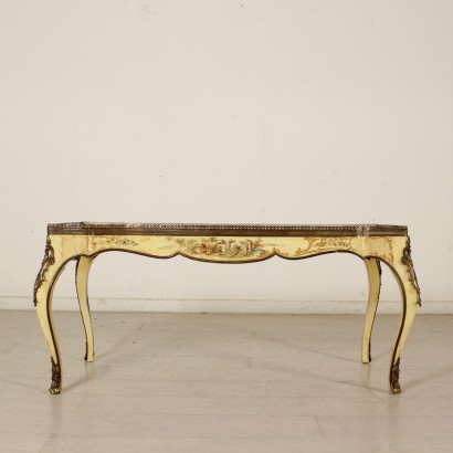 antiques, coffee table, antique coffee tables, antique coffee table, antique Italian coffee table, antique coffee table, neoclassical table, small table of the 900, decorated table.