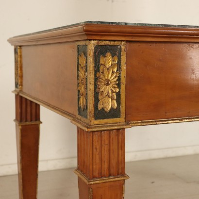 Étude de table en détail