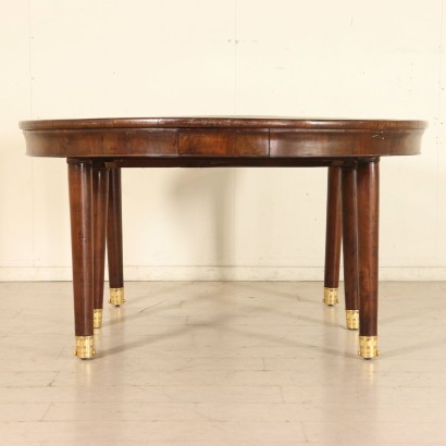 Round Extending Table Italy Second Quarter of 1800s