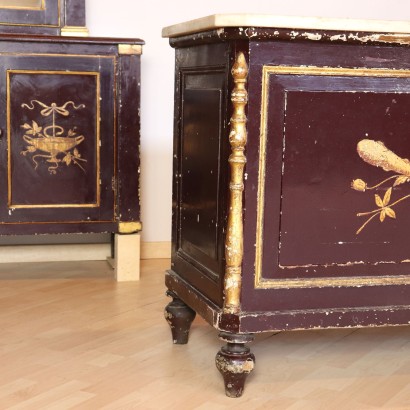Apothekenmöbel lackiert Italien 19. Jahrhundert