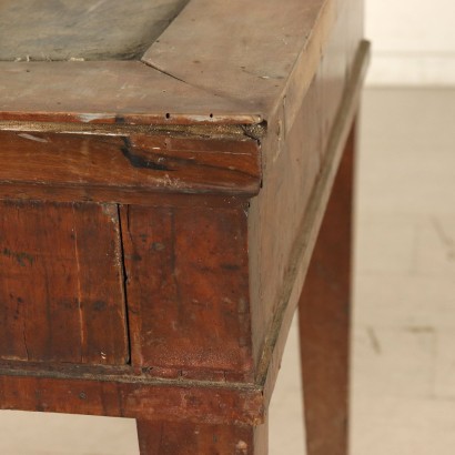 Walnut Writing Desk Leatherette Insert Italy Early 1800s