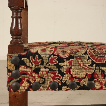 Grand Chaise Noyer Tissu brodé à main Italie Première moitié '700
