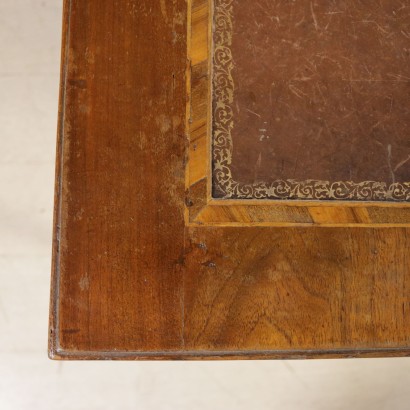 Desk Antique Wood Manufactured in Italy Last Quarter of 1700s
