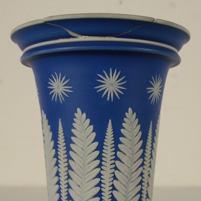 Paire de Vases Jasperware Wedgwood Angleterre XXeme siècle