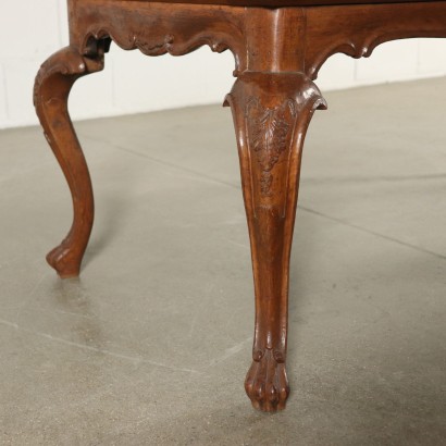 Tisch Nussbaum Marmor Italien 20.Jahrhundert.