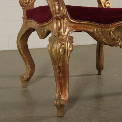El trono de oro-particular