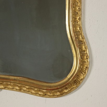 Revival Shaped Carved Gilded Mirror Italy First Half of 1900s