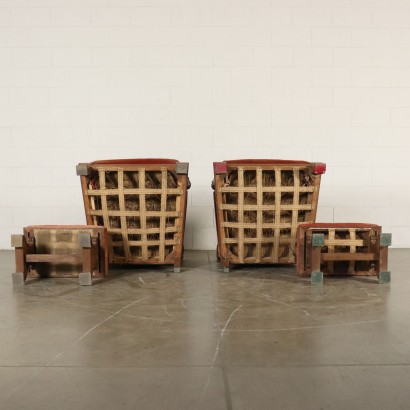 Paar Sessel mit Fußschemel Nussbaumholz Italien 20. Jahrhundert