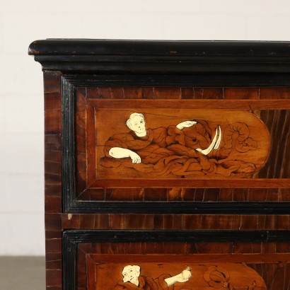 Chest of Drawers Maple Bone Inlaid Reserves Italy 18th Century