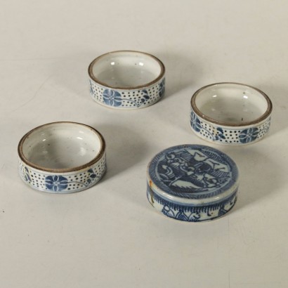 Porzellandose mit drei Ebene Porzellan China 19. Jahrhundert.
