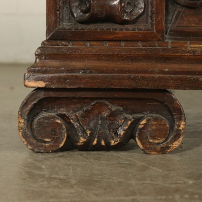 Walnut Carved Storage Bench Italy Mid 1800s