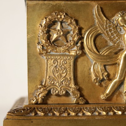 Charles X Tischuhr Vergoldete Bronze Frankreich 19. Jahrhundert