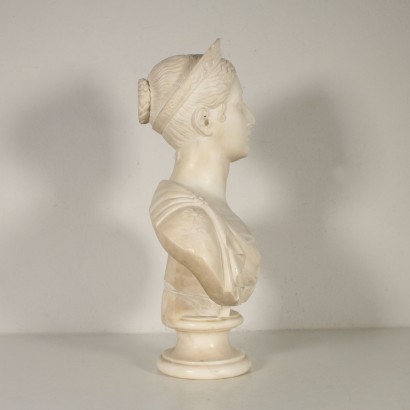 Büste einer Hofdame Weisser Marmor Italien 19. Jahrhundert