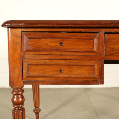 Writing Desk with Leather Insert Italy 20th Century